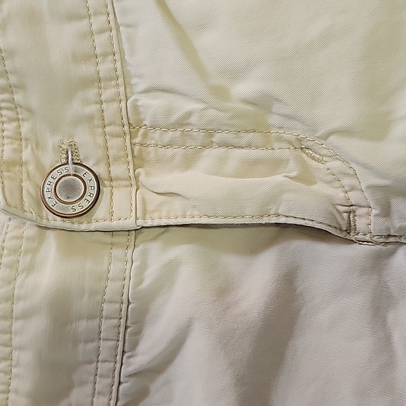 Express Khaki Shorts Sz 6 - Picture 2 of 4